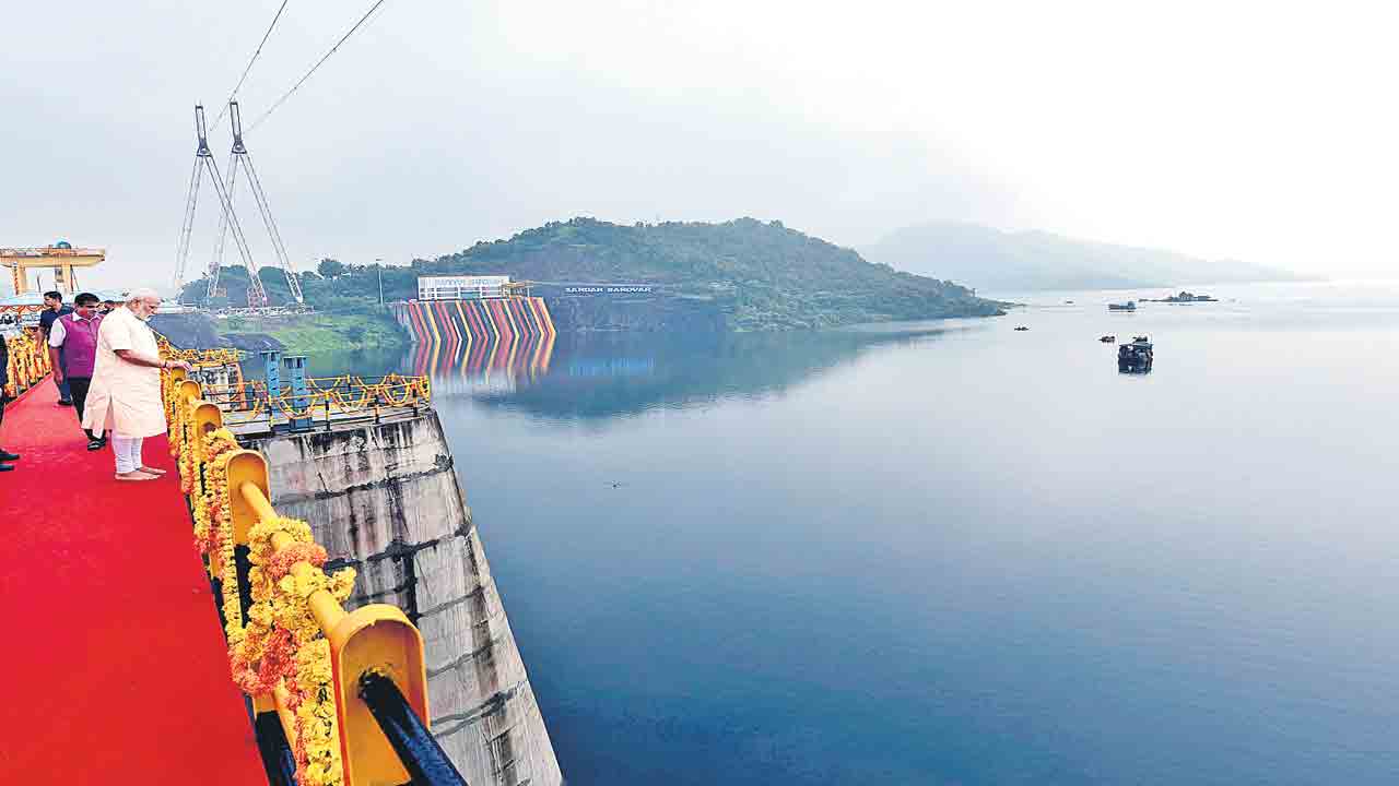 ఇవీ ఘనతలేనా?