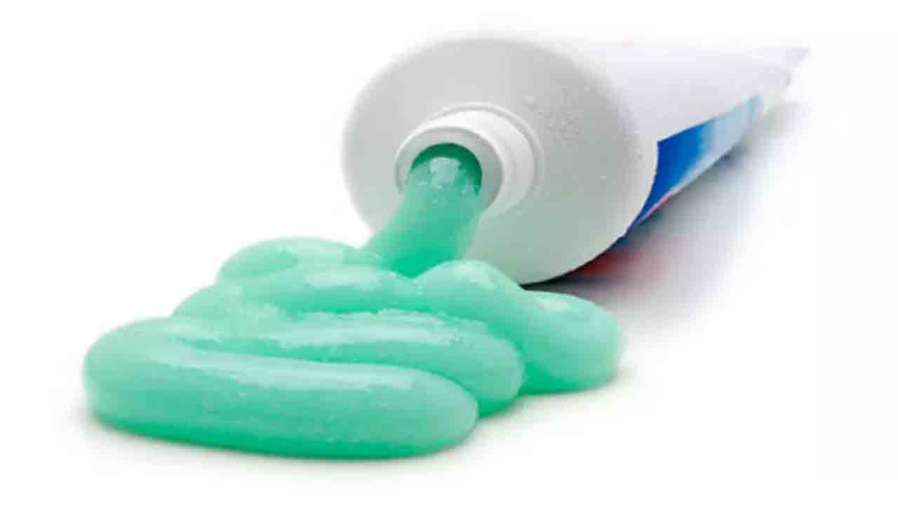 టూత్‌పేస్ట్ దొంగను.. అరెస్ట్‌ చేసిన పోలీసులు