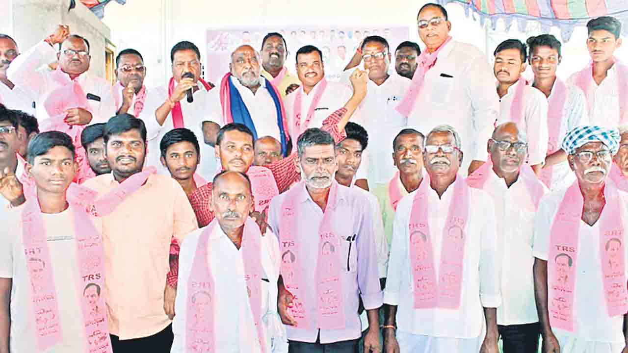 అభివృద్ధిని చూసే టీఆర్‌ఎస్‌లో చేరికలు