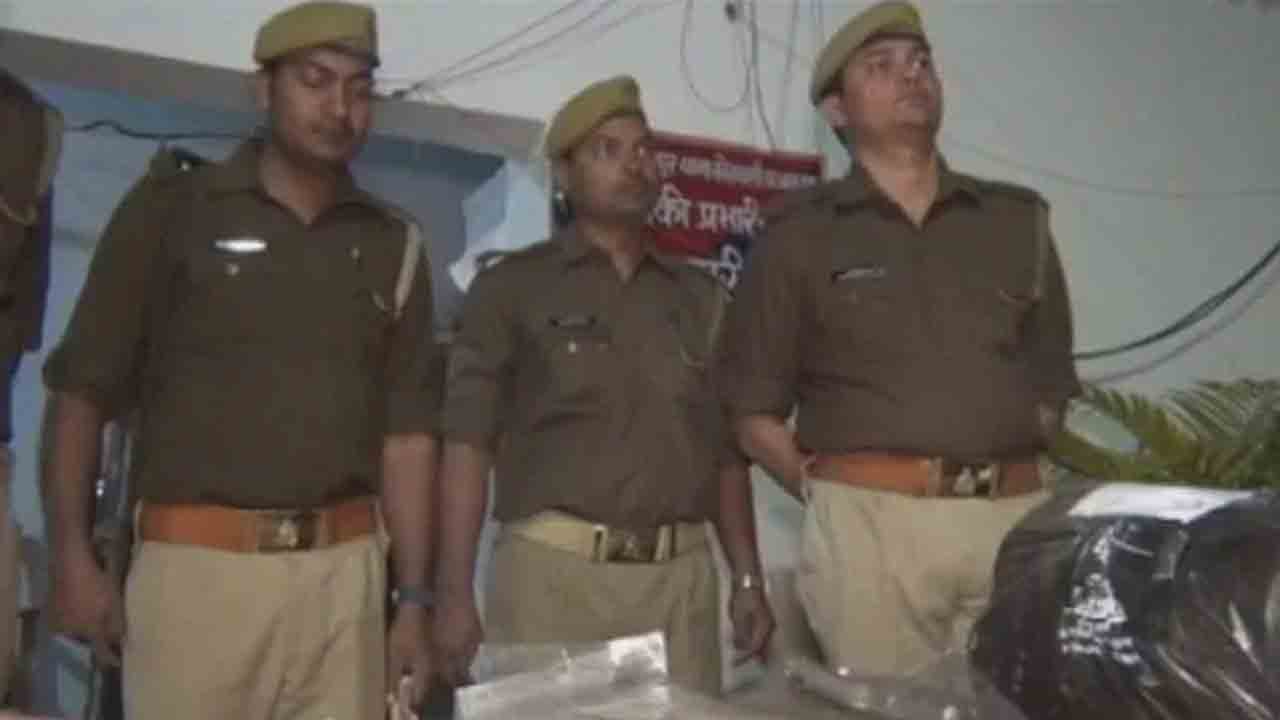 యూపీలో ఢిల్లీ త‌ర‌హా ఘ‌ట‌న‌.. వివాహిత‌ను 6 ముక్క‌లుగా న‌రికేశాడు..