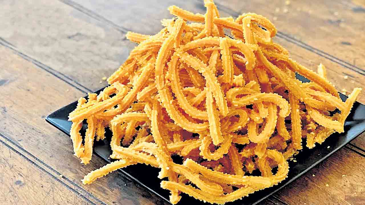 వెన్న మురుకులు