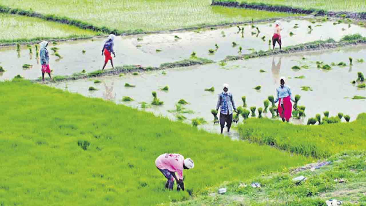 మారుతున్న వేళ!