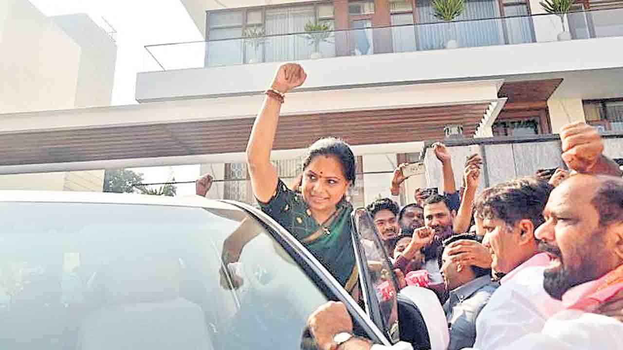 కుట్రలు పన్నితే ఊరుకోం!