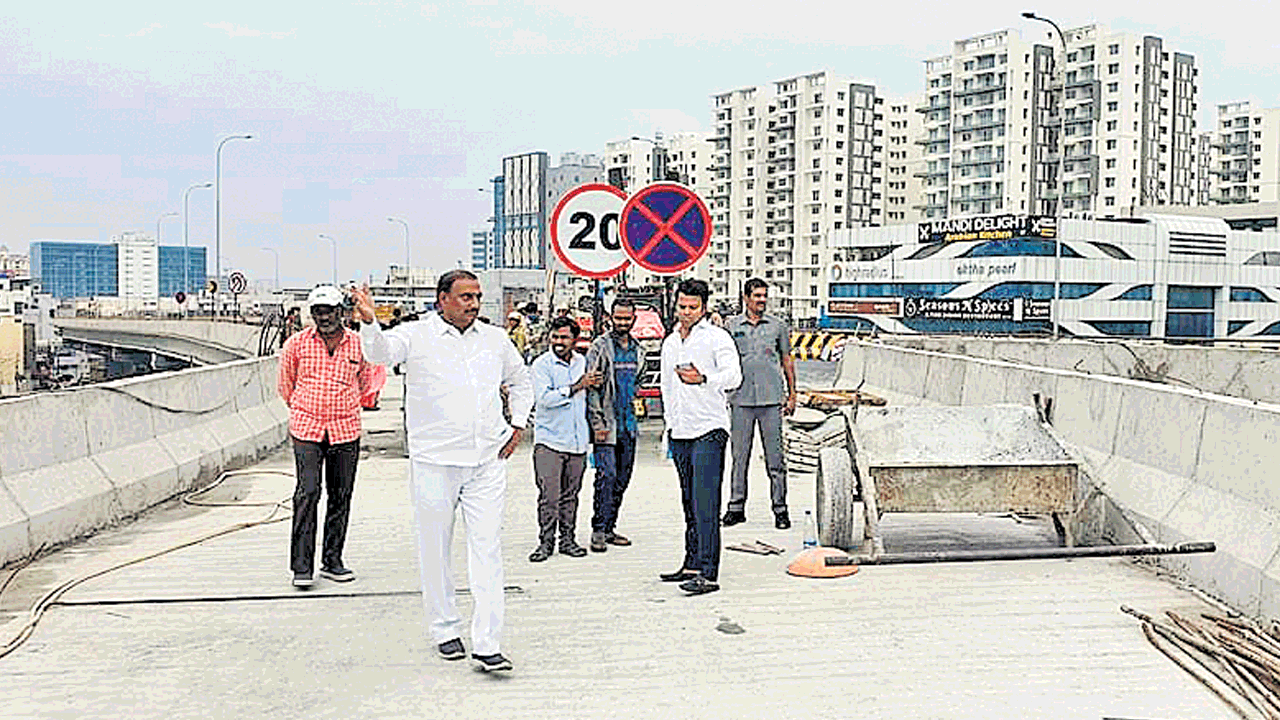 ట్రాఫిక్‌ సమస్యల పరిష్కారానికి ప్రభుత్వం కృషి