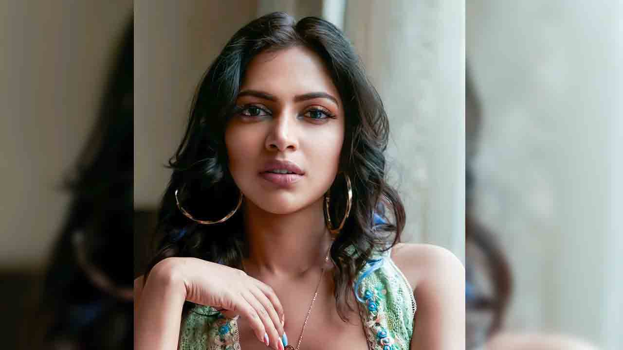 వారణాసి మహిళగా..