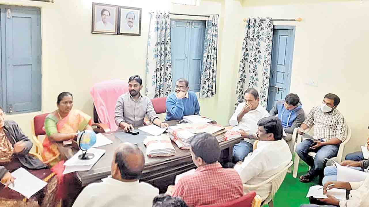 పారదర్శకంగా డబుల్‌ లబ్ధిదారుల ఎంపిక