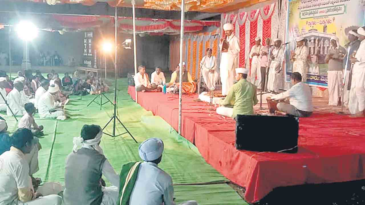 ఆరాధ్య దైవం.. ఆధ్యాత్మిక వైభవం