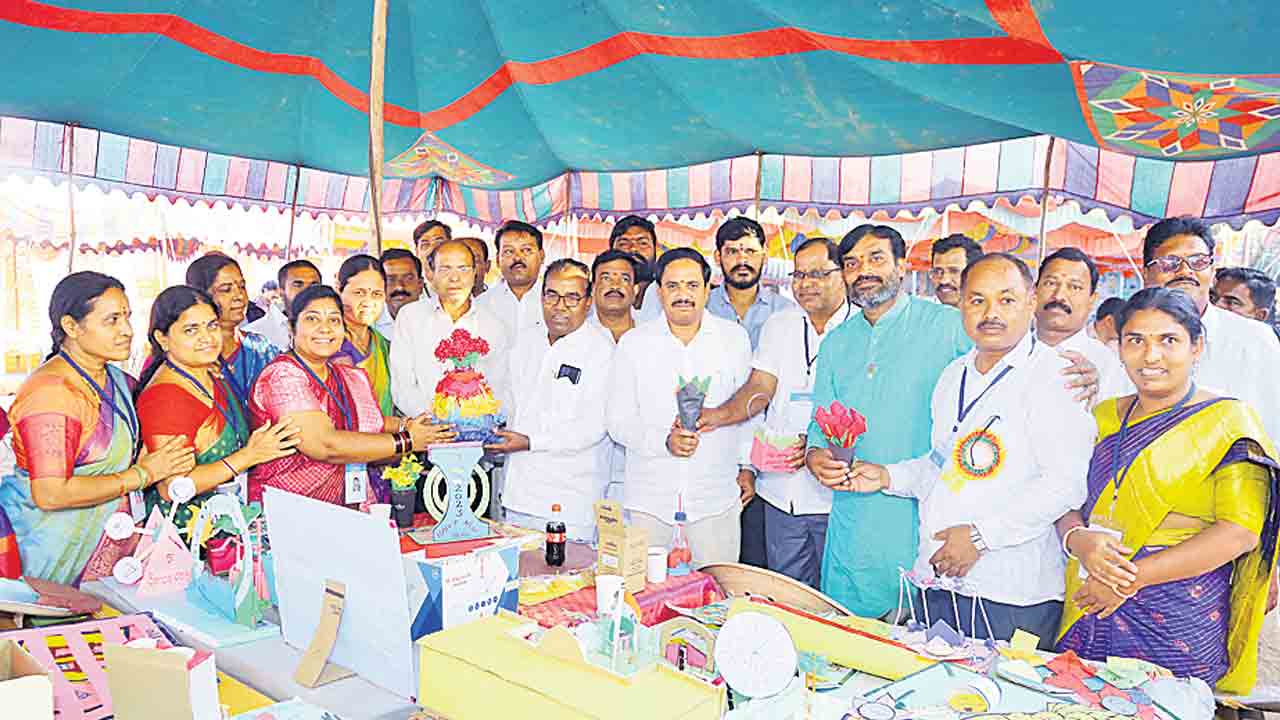 విద్యారంగం అభివృద్ధికి ప్రాధాన్యం