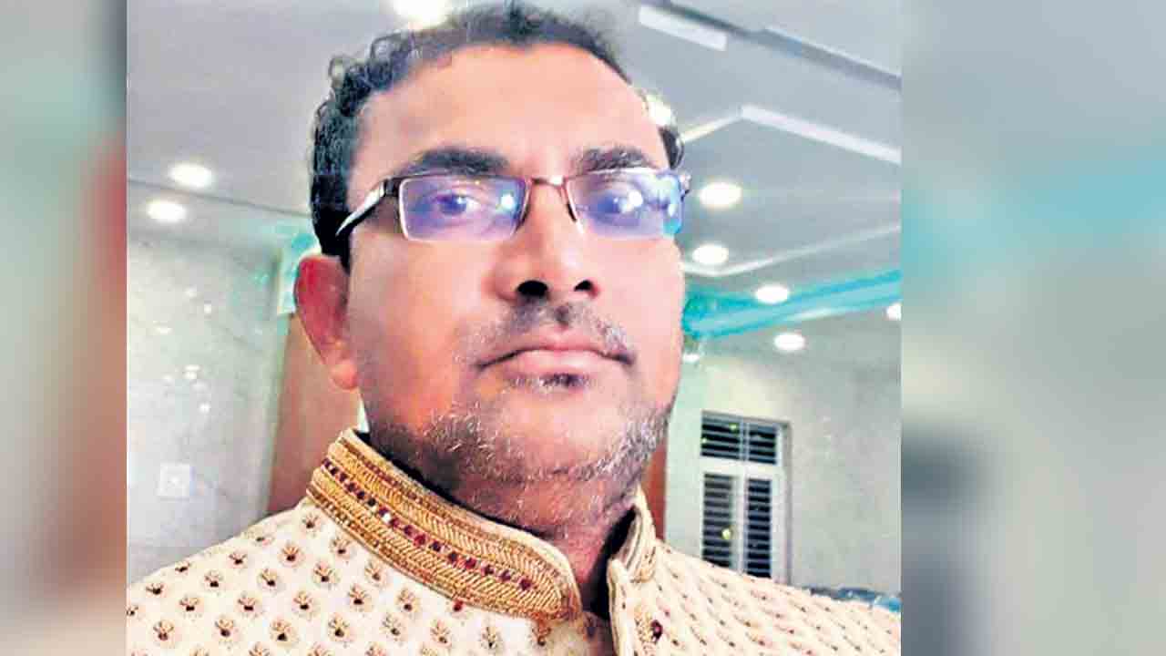ఏసీబీకి చిక్కిన తాండూరు సబ్రిజిస్ట్రార్