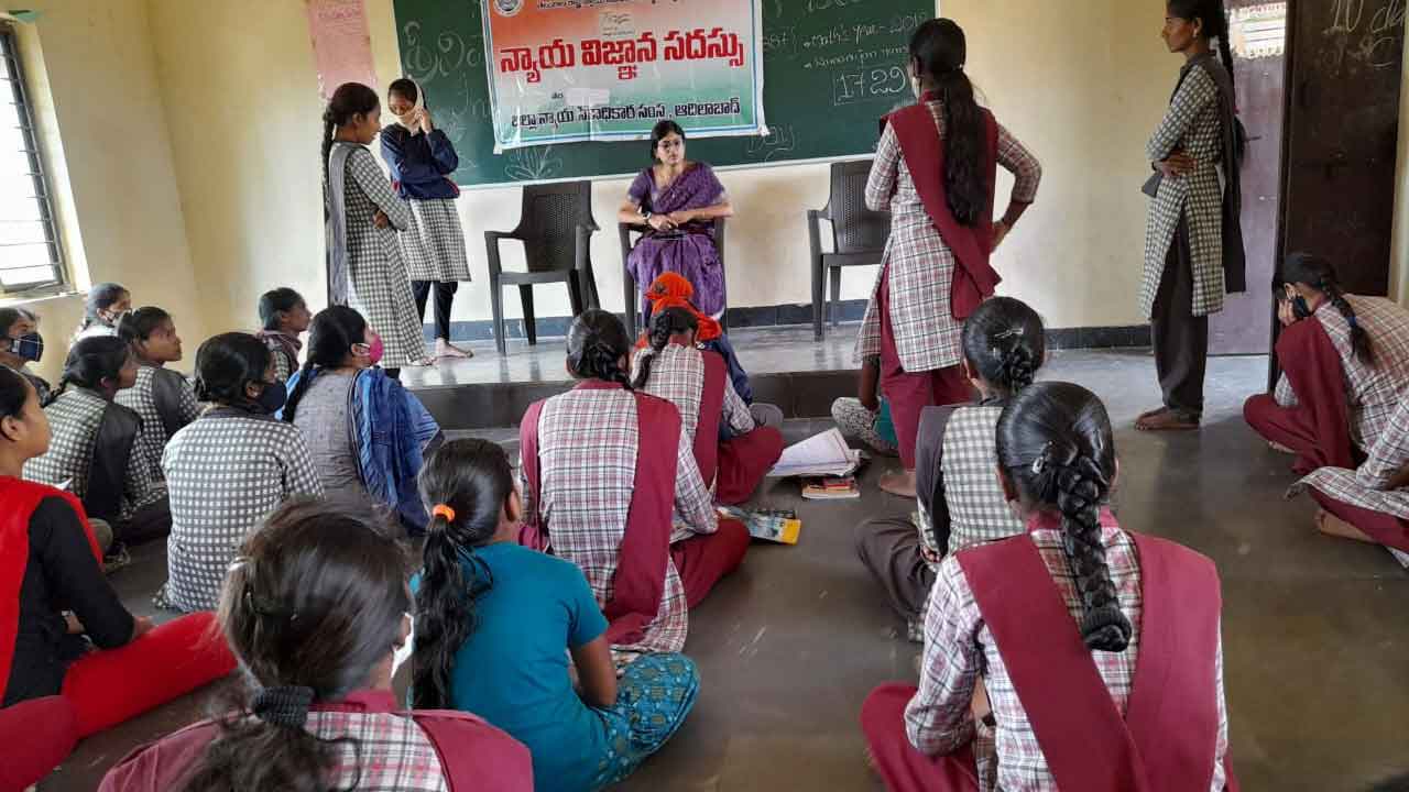 నాణ్యమైన భోజనం అందించాలి