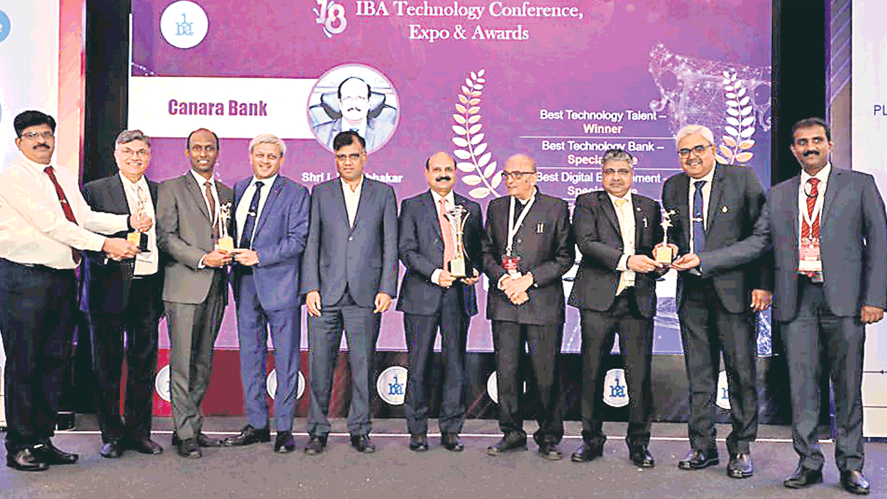 కెనరా బ్యాంకుకు 4 ఐబీఏ అవార్డులు