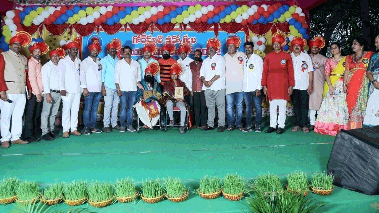 ఎవరెస్టు అధిరోహికురాలు పూర్ణకు సన్మానం