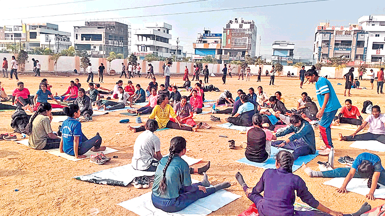 పోలీస్‌ కొలువు..పోరాడి గెలువు