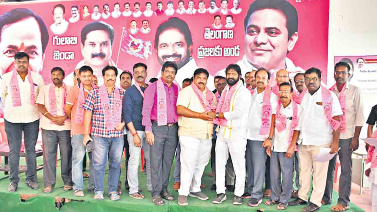 మతాల పేరిట చిచ్చుపెట్టడం సరికాదు