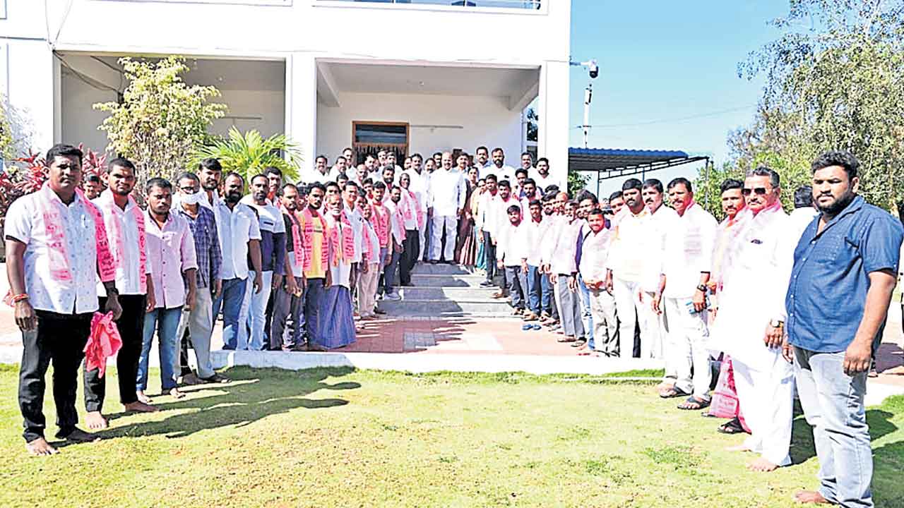 దేశ ప్రజల చూపు బీఆర్‌ఎస్‌ వైపే..