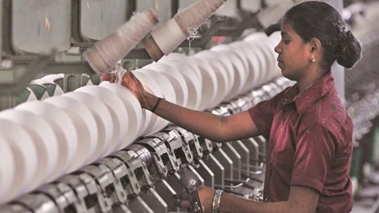 Textile Stimulus | డిమాండ్ కొర‌త‌.. ప‌త్తిపై సుంకం త‌గ్గించాలి.. టెక్స్‌టైల్స్‌కు రాయితీలు ప్లీజ్‌!