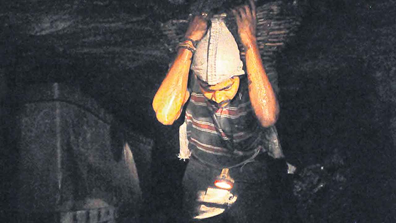 లోక్‌సభ సాక్షిగా..మోదీ మాట అబద్ధం