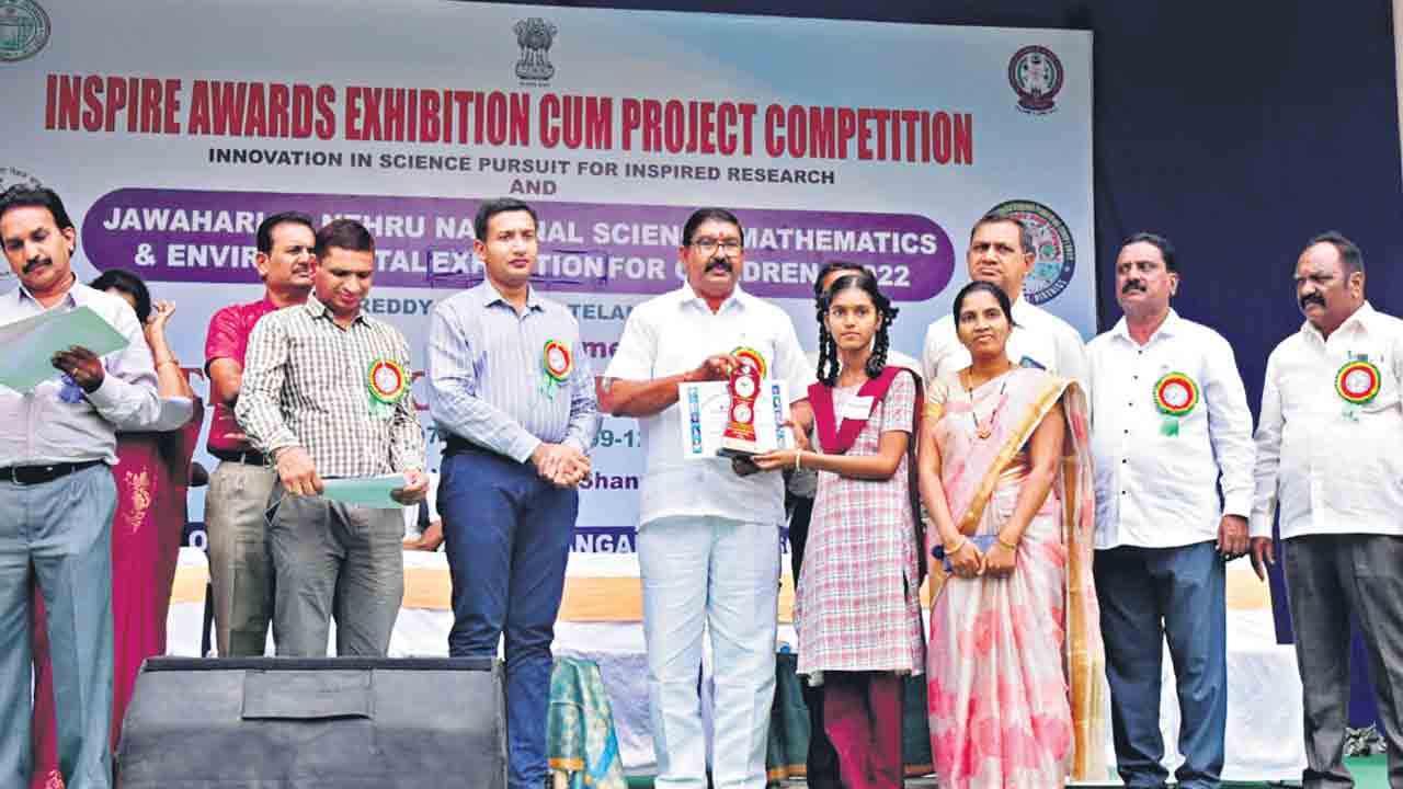 సైన్స్‌తోనే సమాజాభివృద్ధి