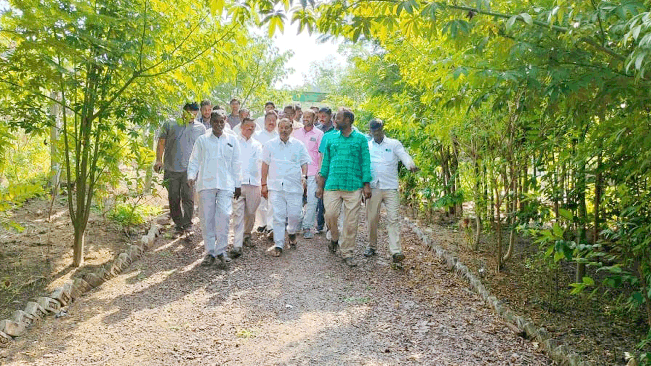 అన్ని వర్గాలకు సంక్షేమ పథకాలు