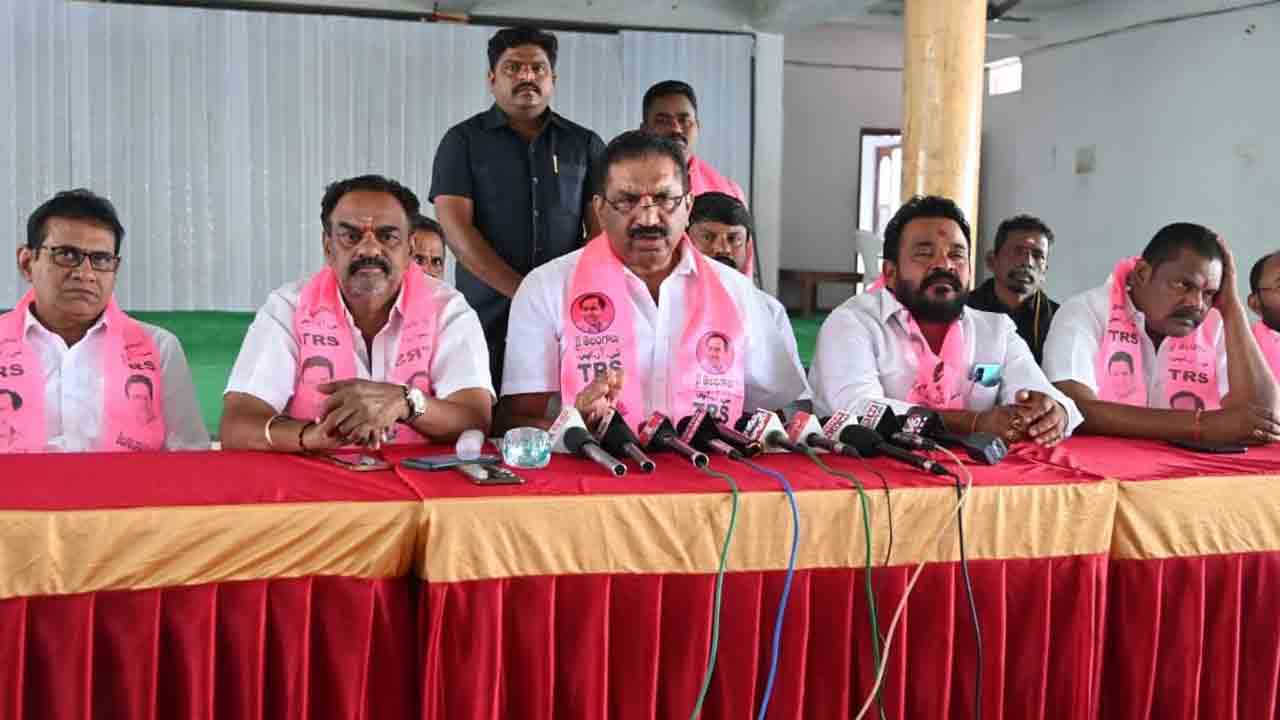 మోకాళ్ల యాత్ర చేసినా బీజేపీ గెలువదు