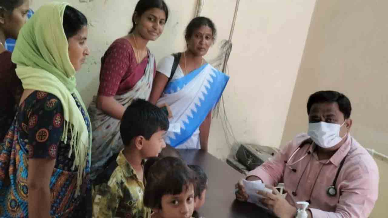 ఆరోగ్య వారధులు .. ఆశ కార్యకర్తలు