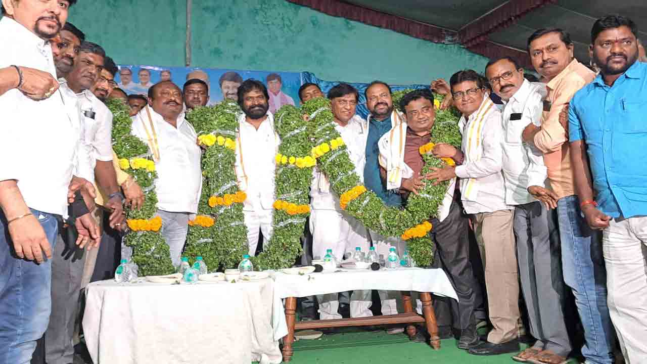 కాలనాగులు బుసకొడుతున్నయ్‌… తస్మాత్‌ జాగ్రత్త