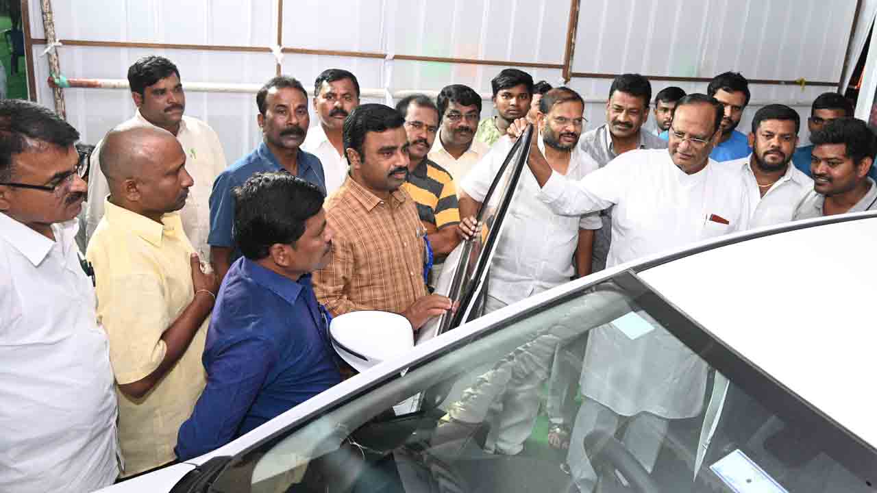 స్వరాష్ట్రంలో పుంజుకున్న ఆటోమొబైల్‌ రంగం