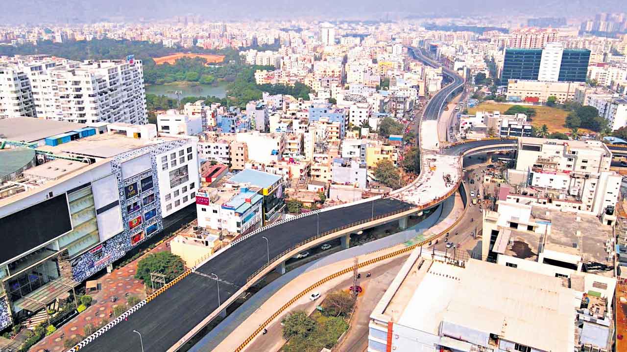 కొత్త ఏడాది కానుక.. కొత్తగూడ వంతెనకు తుది మెరుగులు