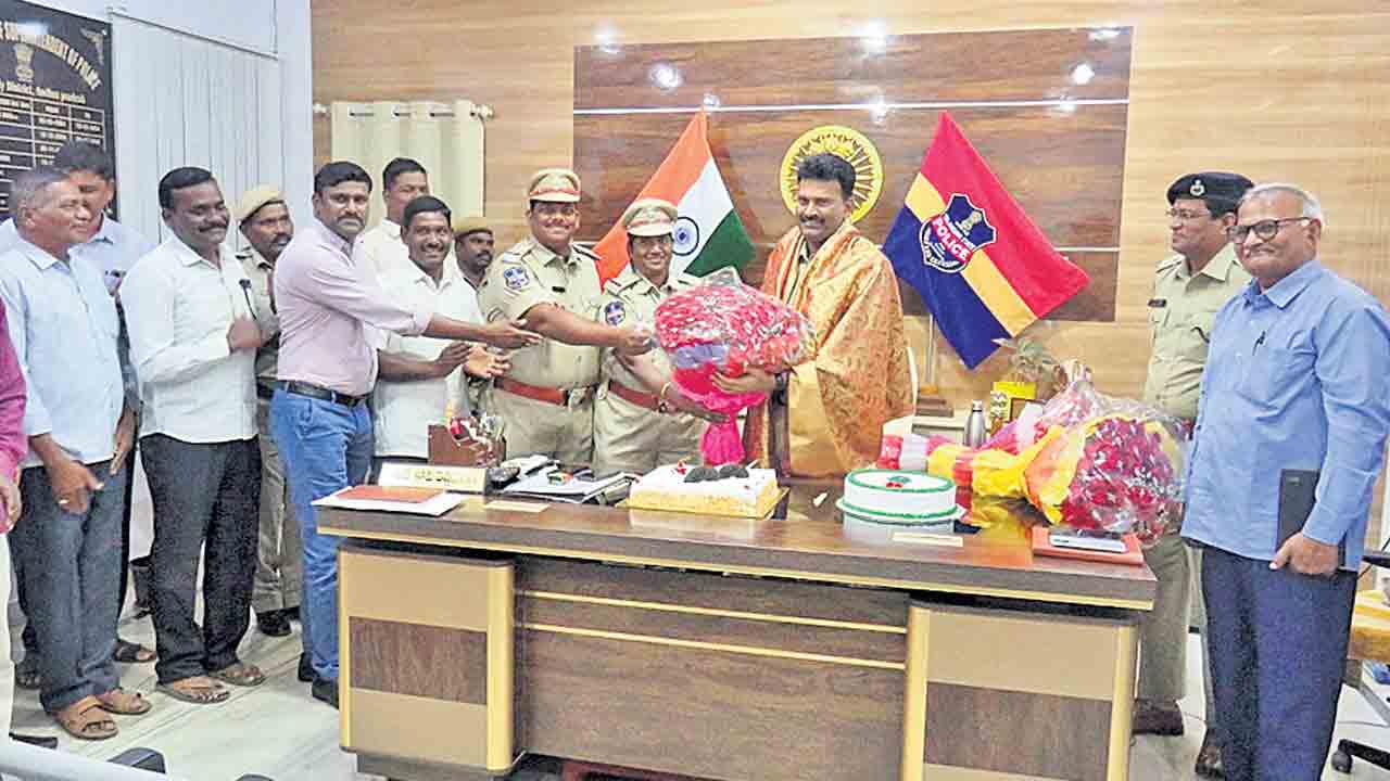 శాంతి, సంతోషానికి చిహ్నం క్రిస్మస్‌