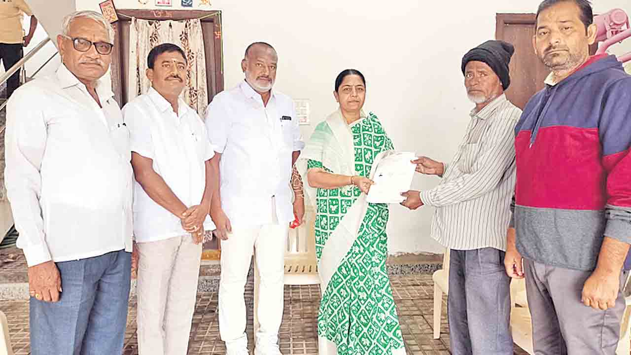 నిరుపేదలకు అండగా సీఎంఆర్‌ఎఫ్‌