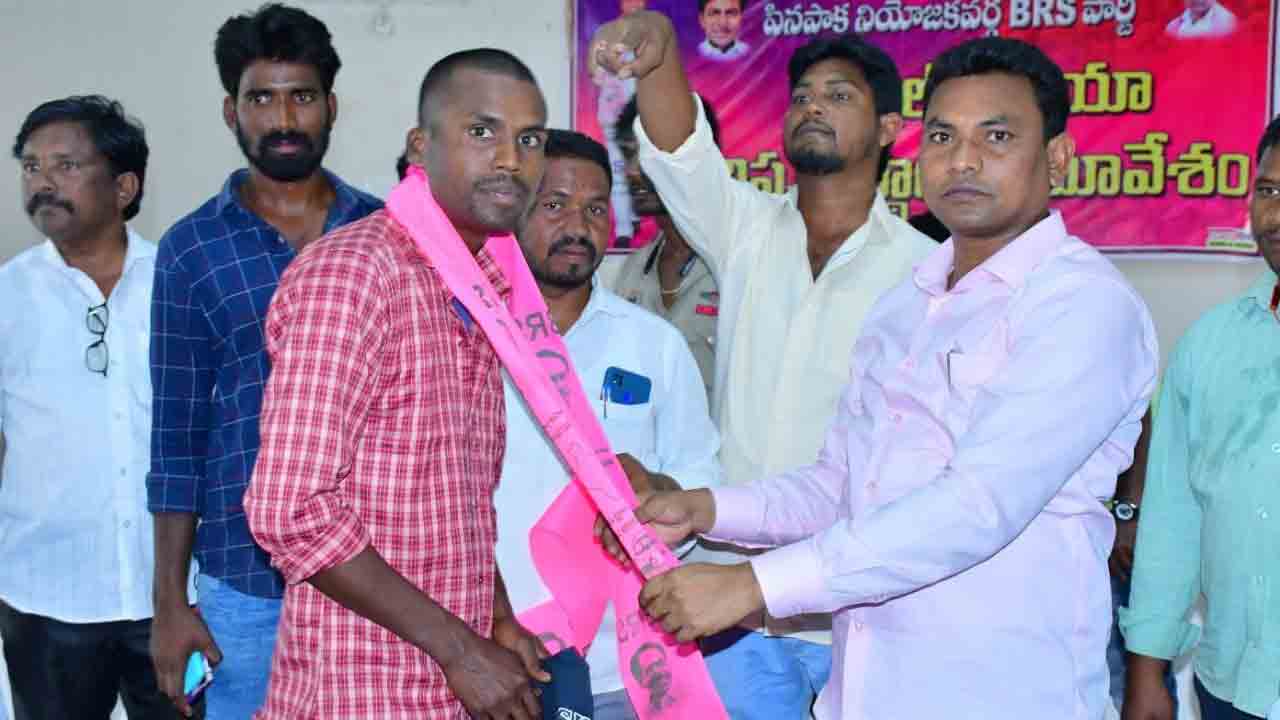 పథకాలను ప్రజల్లోకి తీసుకువెళ్లాలి