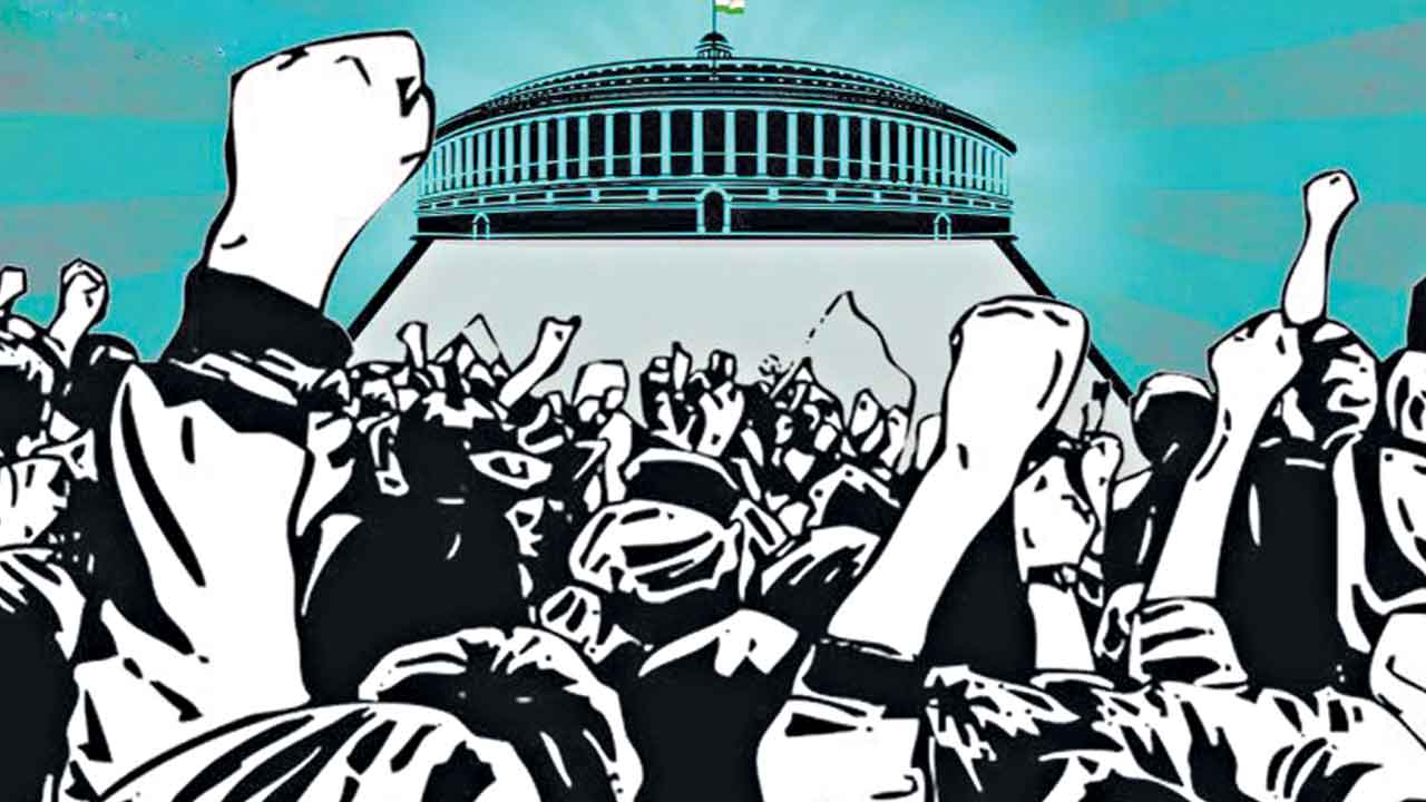 సంఘటిత పోరాటం చారిత్రక అవసరం