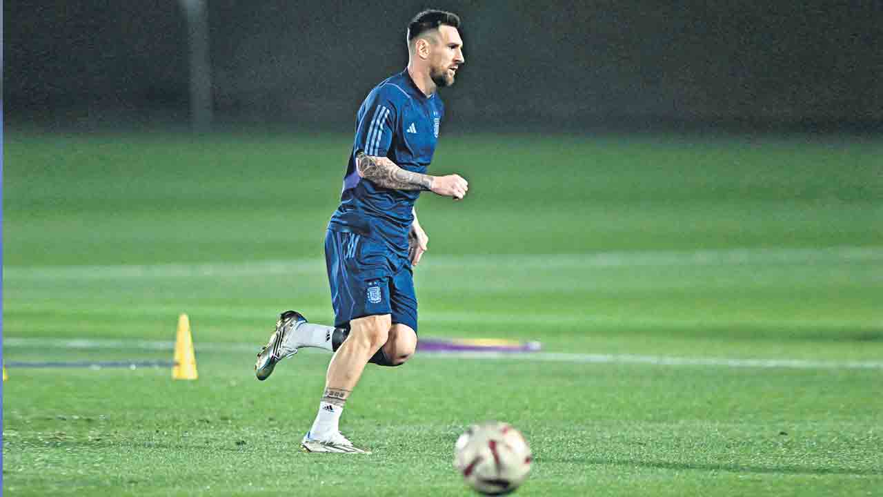 నేడు సాకర్‌ తుదిపోరు.. ఫ్రాన్స్‌తో అర్జెంటీనా ఢీ