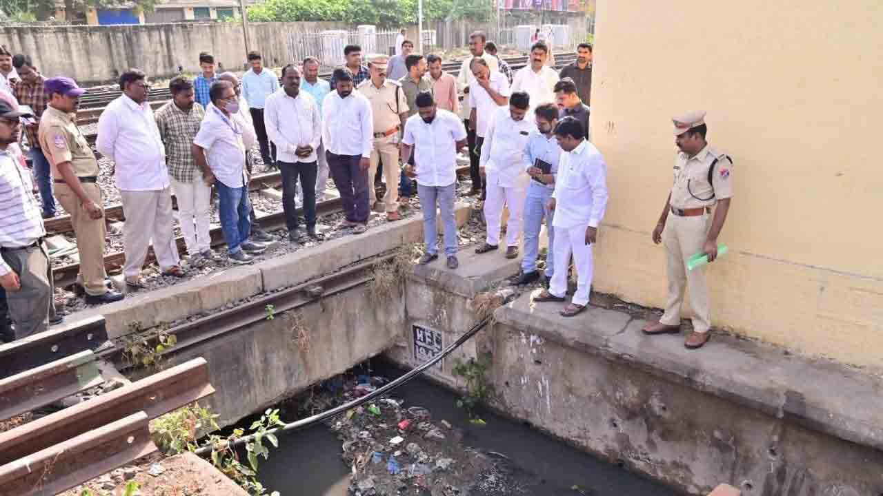 తెలంగాణ రైల్వే ప్రాజెక్ట్‌లపై కేంద్రం వివక్ష