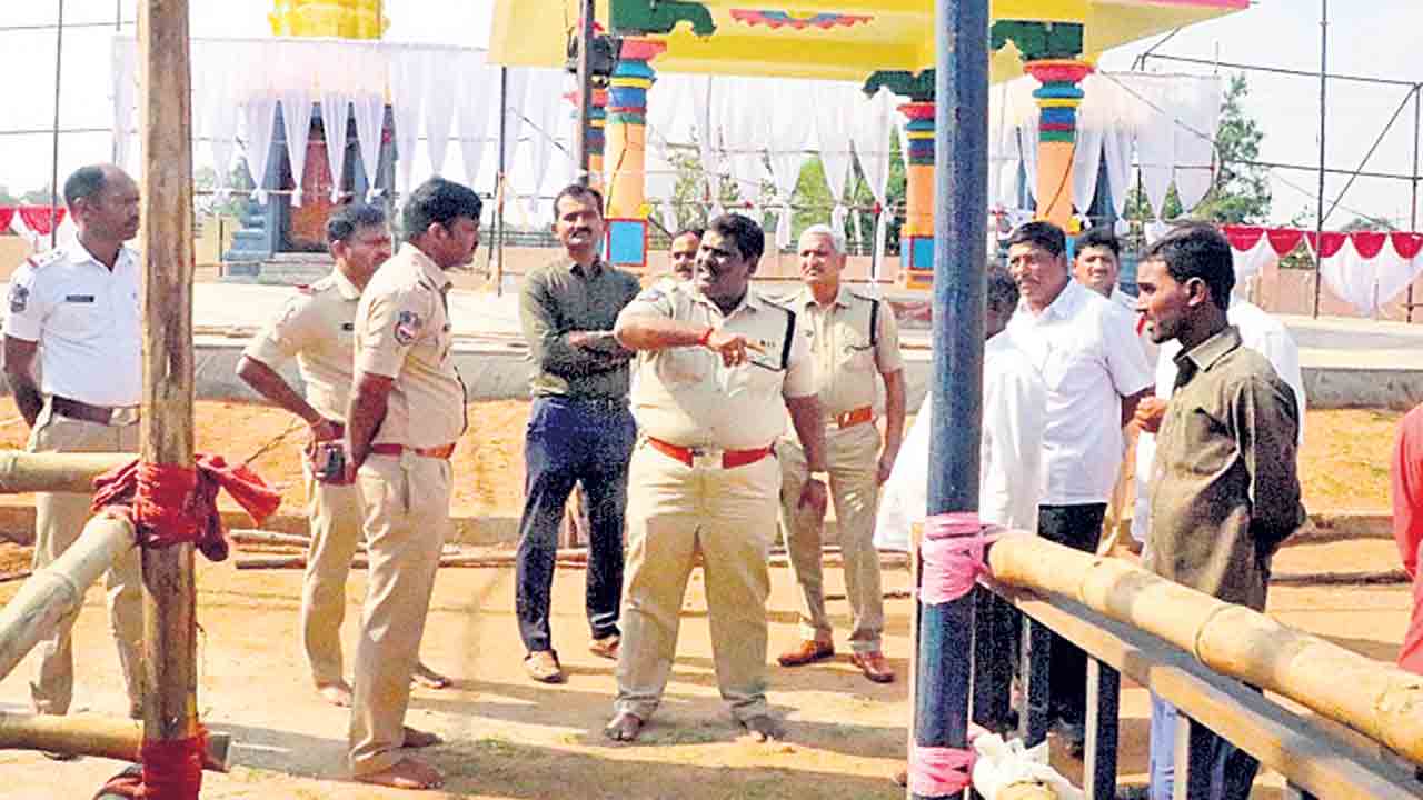 కల్యాణోత్సవానికి పటిష్ట బందోబస్తు