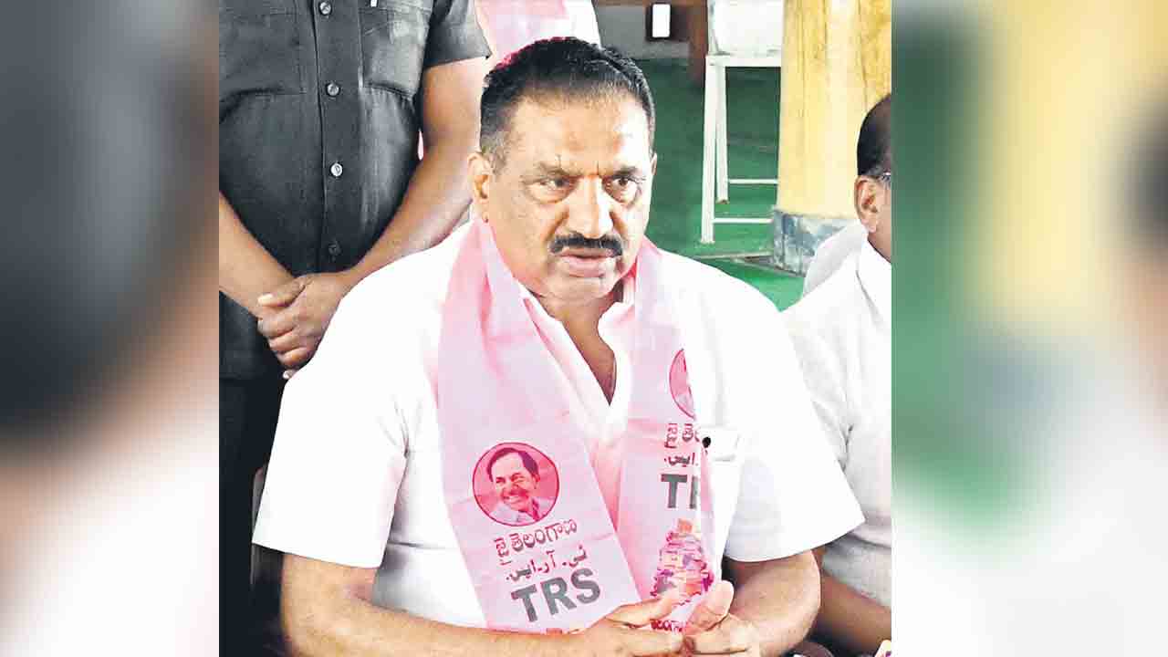 కరీంనగర్‌ ద్రోహి ‘బండి’