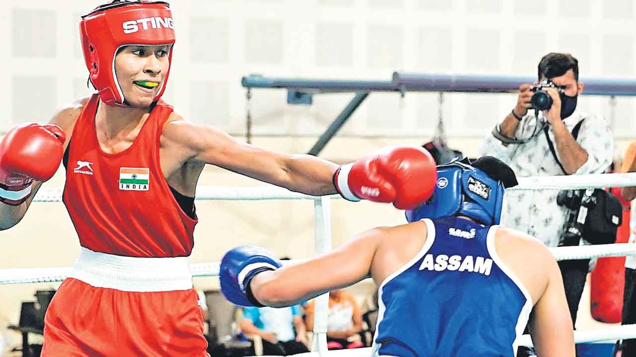 క్వార్టర్స్‌లో లవ్లీనా