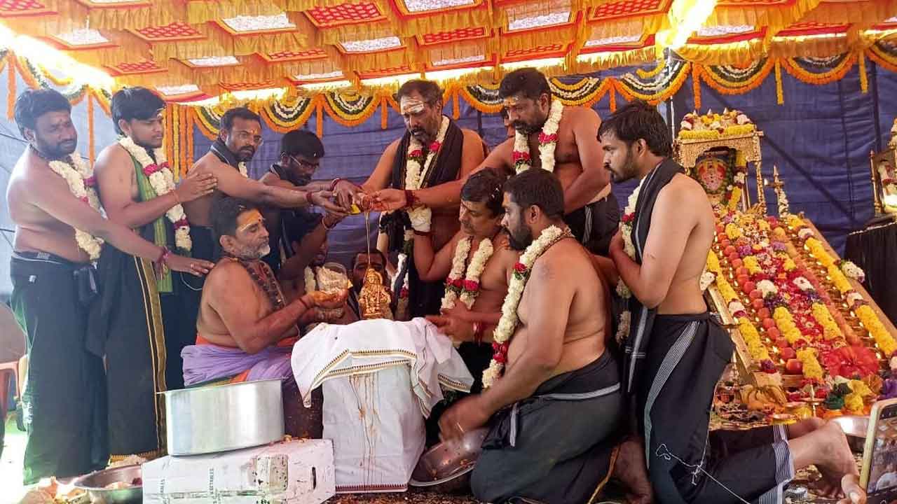 వైభవంగా అయ్యప్ప మహాపడిపూజ