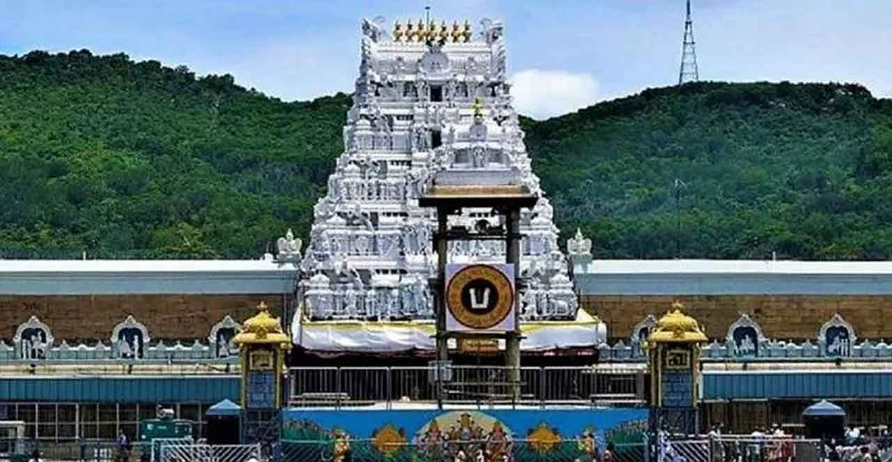 తిరుమలలో పెరిగిన భక్తుల రద్దీ