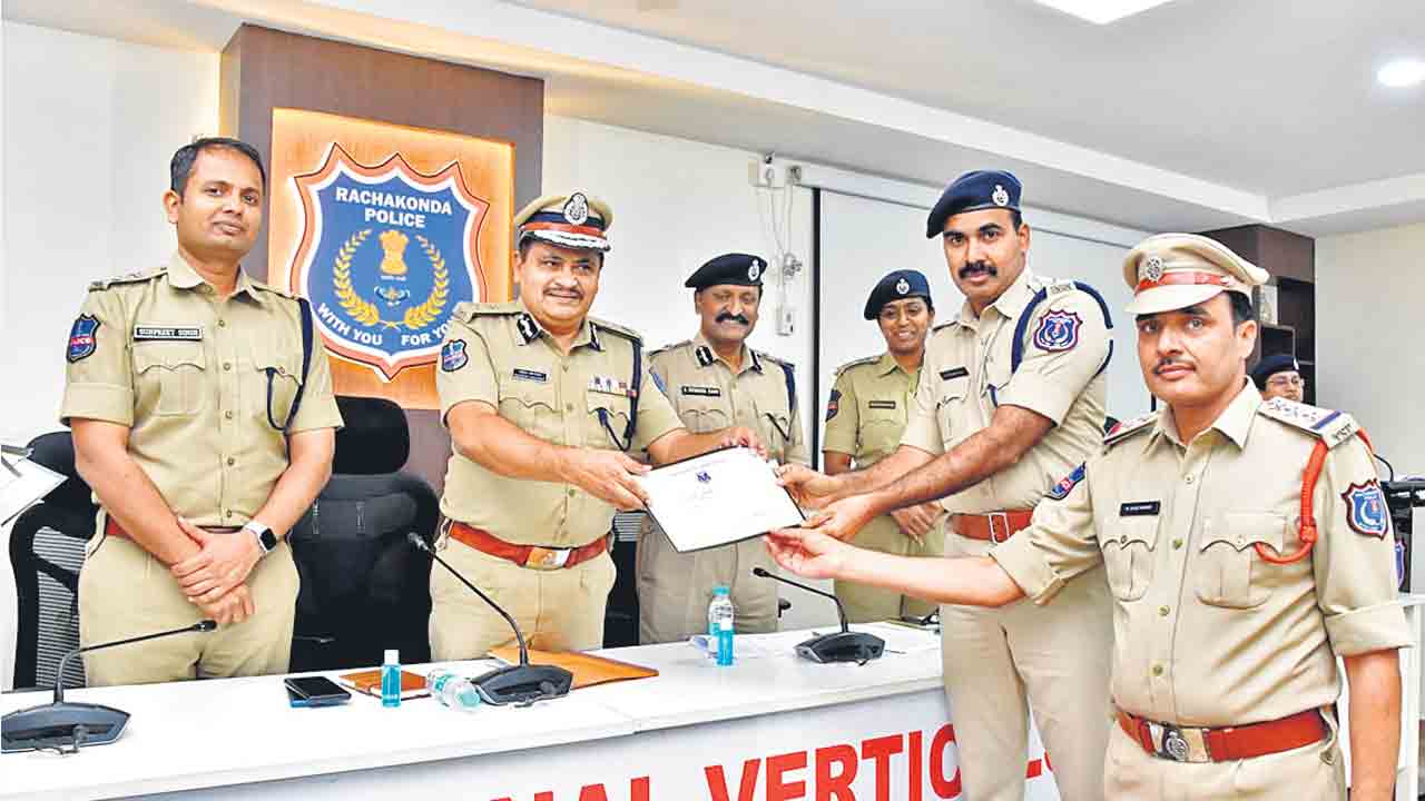 బెస్ట్‌ పోలీస్‌ స్టేషన్‌గా ఉప్పల్‌