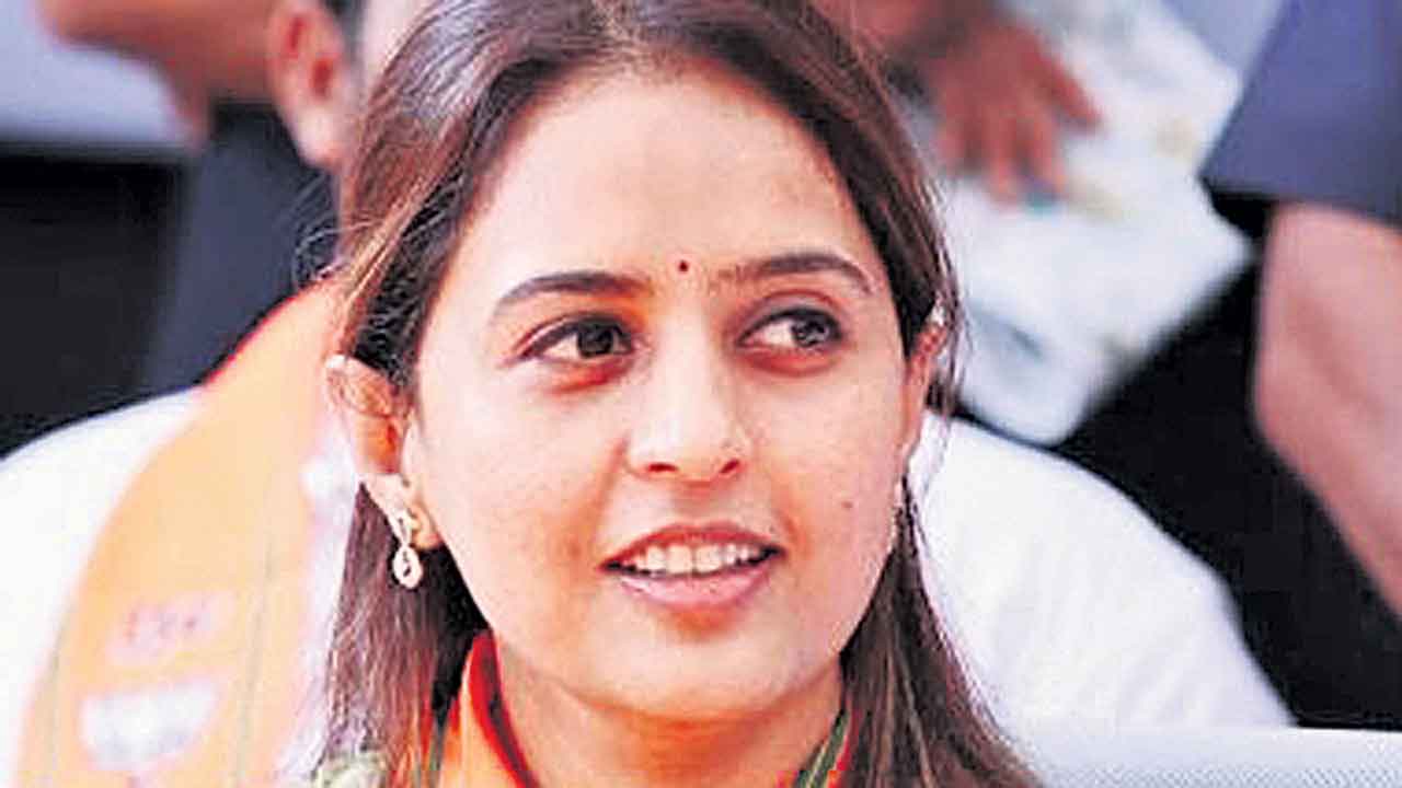 కేంద్ర నిర్ణయం సరికాదు.. మైనార్టీల ఫెలోషిప్‌ రద్దును తప్పుబట్టిన బీజేపీ ఎంపీ