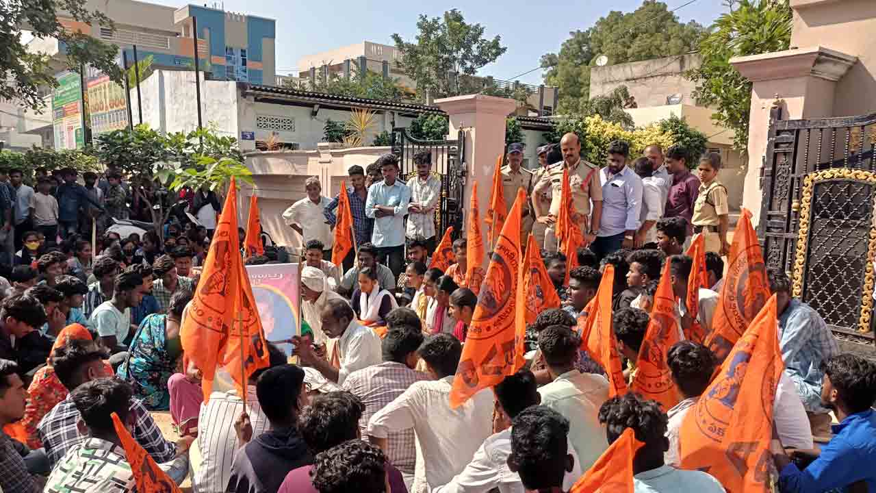 ఇంటర్‌ విద్యార్థి ఆత్మహత్య