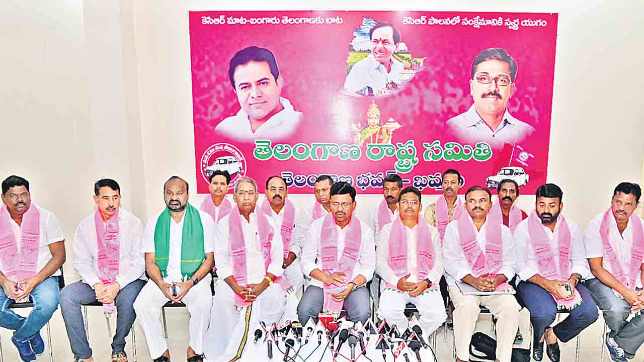 షర్మిల.. ముమ్మాటికీ బీజేపీ బాణమే