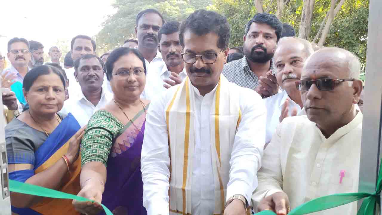 గ్రామాల అభివృద్ధికి ప్రభుత్వం పెద్దపీట