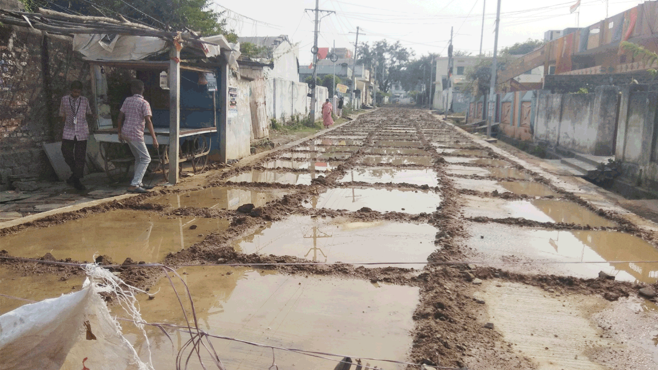 అభివృద్ధి పథంలో ఎస్‌ఆర్‌ఆర్‌తోట