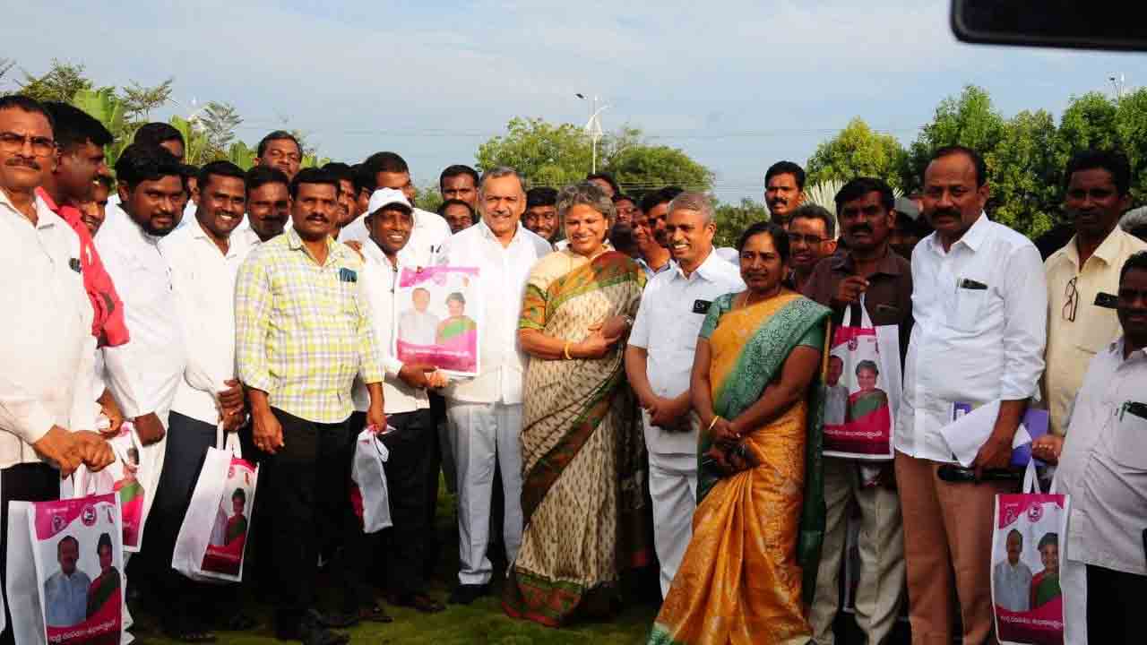 తెలంగాణలో అన్ని మతాలకు ప్రాధాన్యం