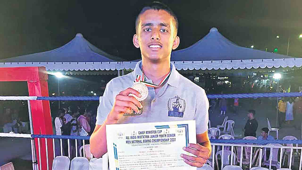 ఆల్‌ఇండియా బాక్సింగ్‌ విజేత భార్గవ్‌రెడ్డి