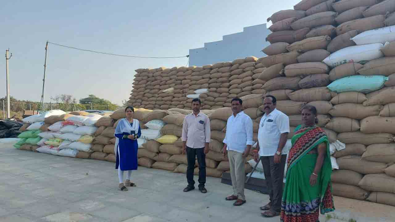 లైసెన్స్‌ లేకుండా ధాన్యం కొనుగోలు చేయొద్దు