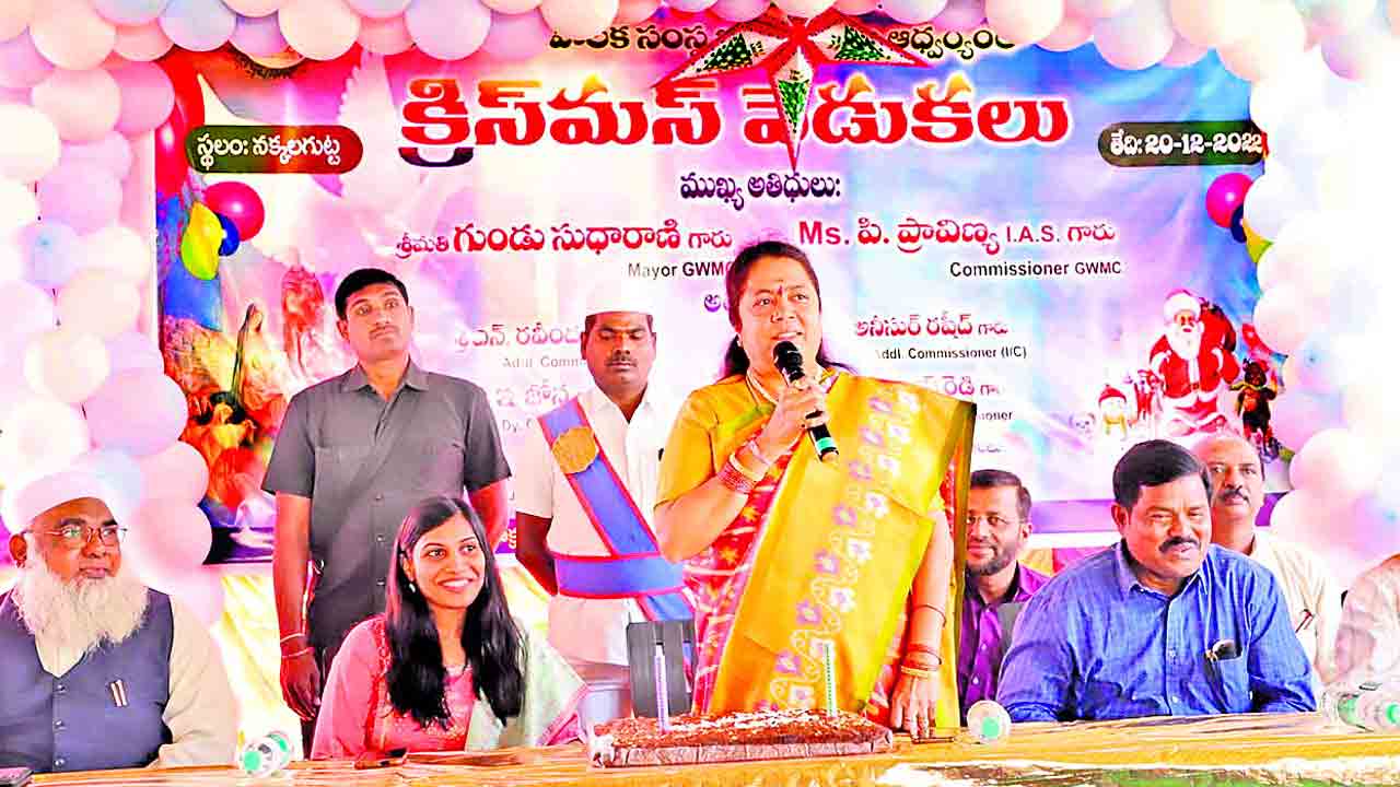 దయా గుణం కలిగి ఉండాలి