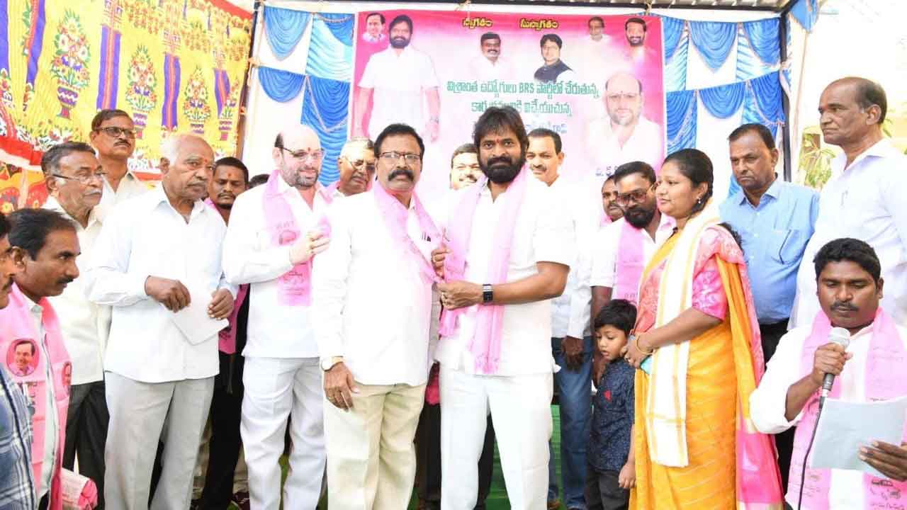 అత్యధికంగా జీతభత్యాలు తెలంగాణలోనే..